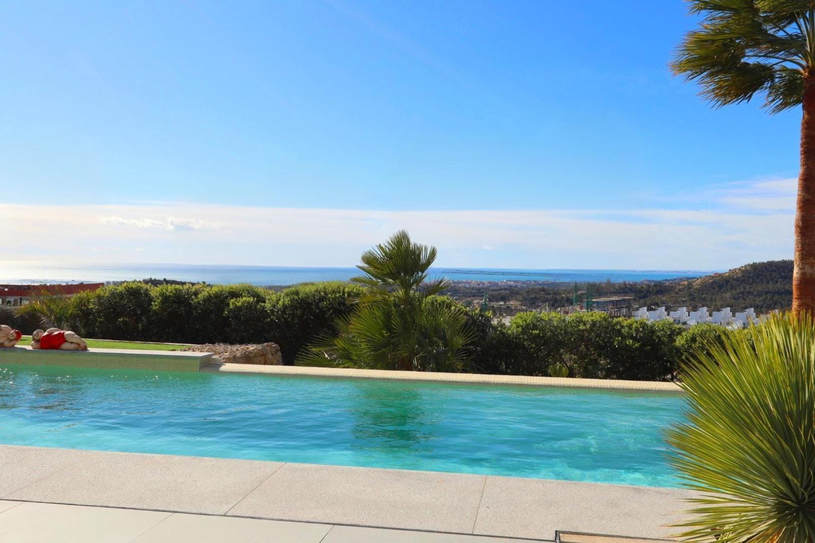 Villa for Sale in Finestrat