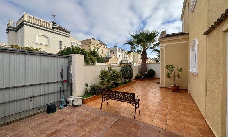 Villa en Venta en Torrevieja