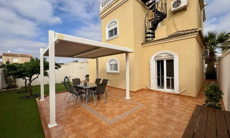Villa en Venta en Torrevieja