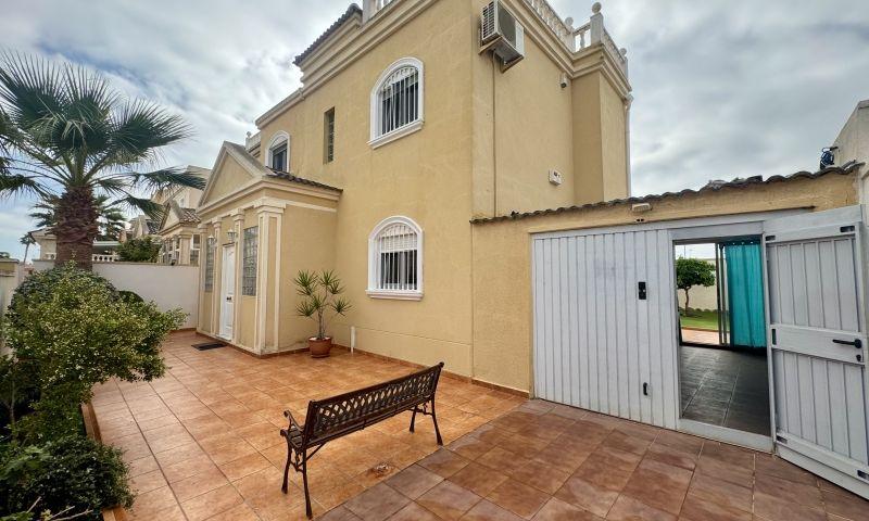 Villa en Venta en Torrevieja