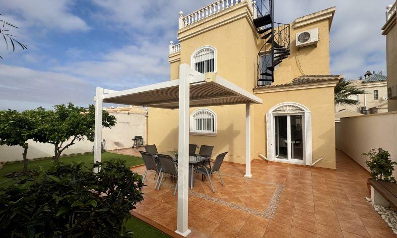 Villa en Venta en Torrevieja