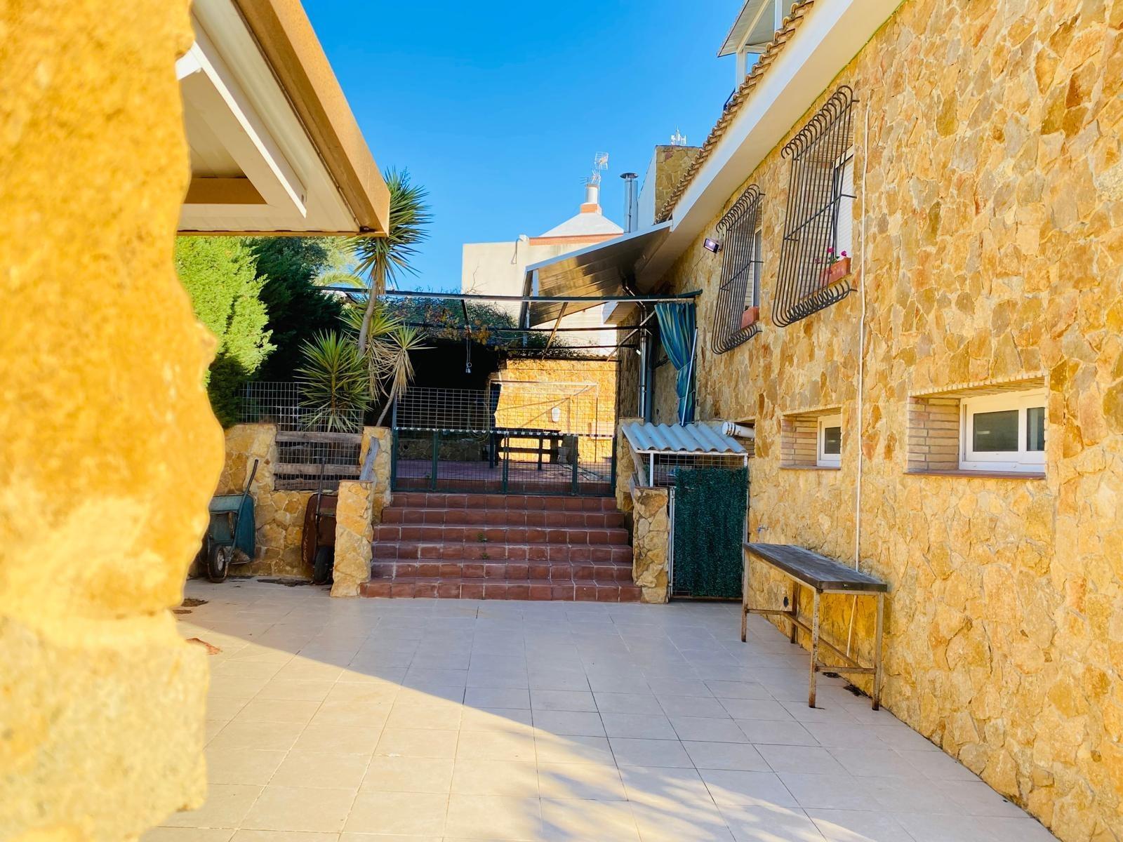 Villa for Sale in Orihuela