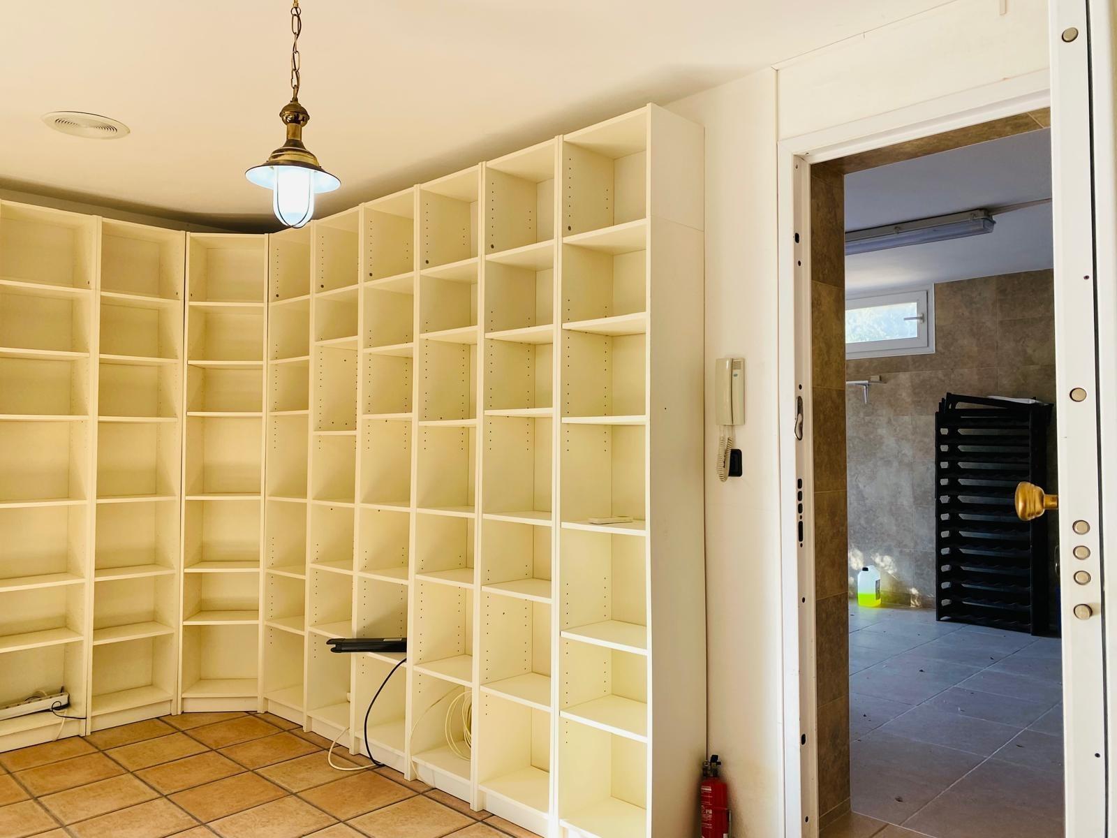 Villa for Sale in Orihuela