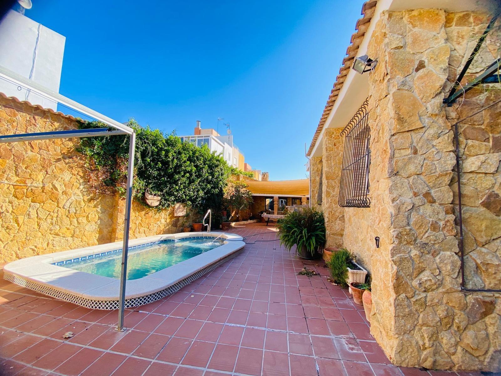 Villa for Sale in Orihuela