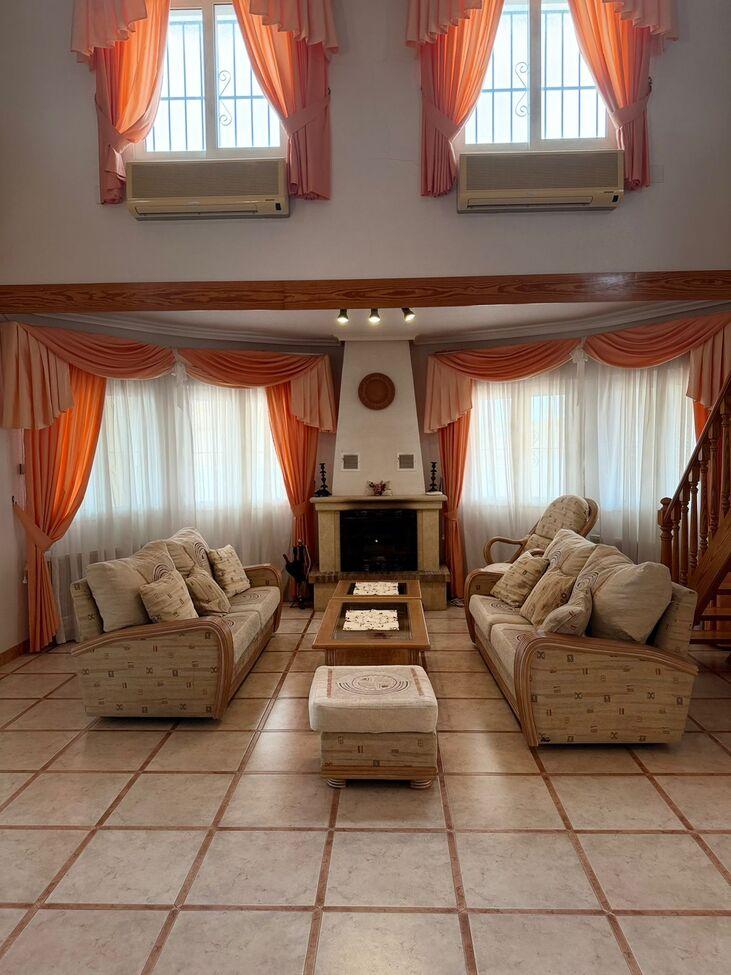 Villa en Venta en Orihuela
