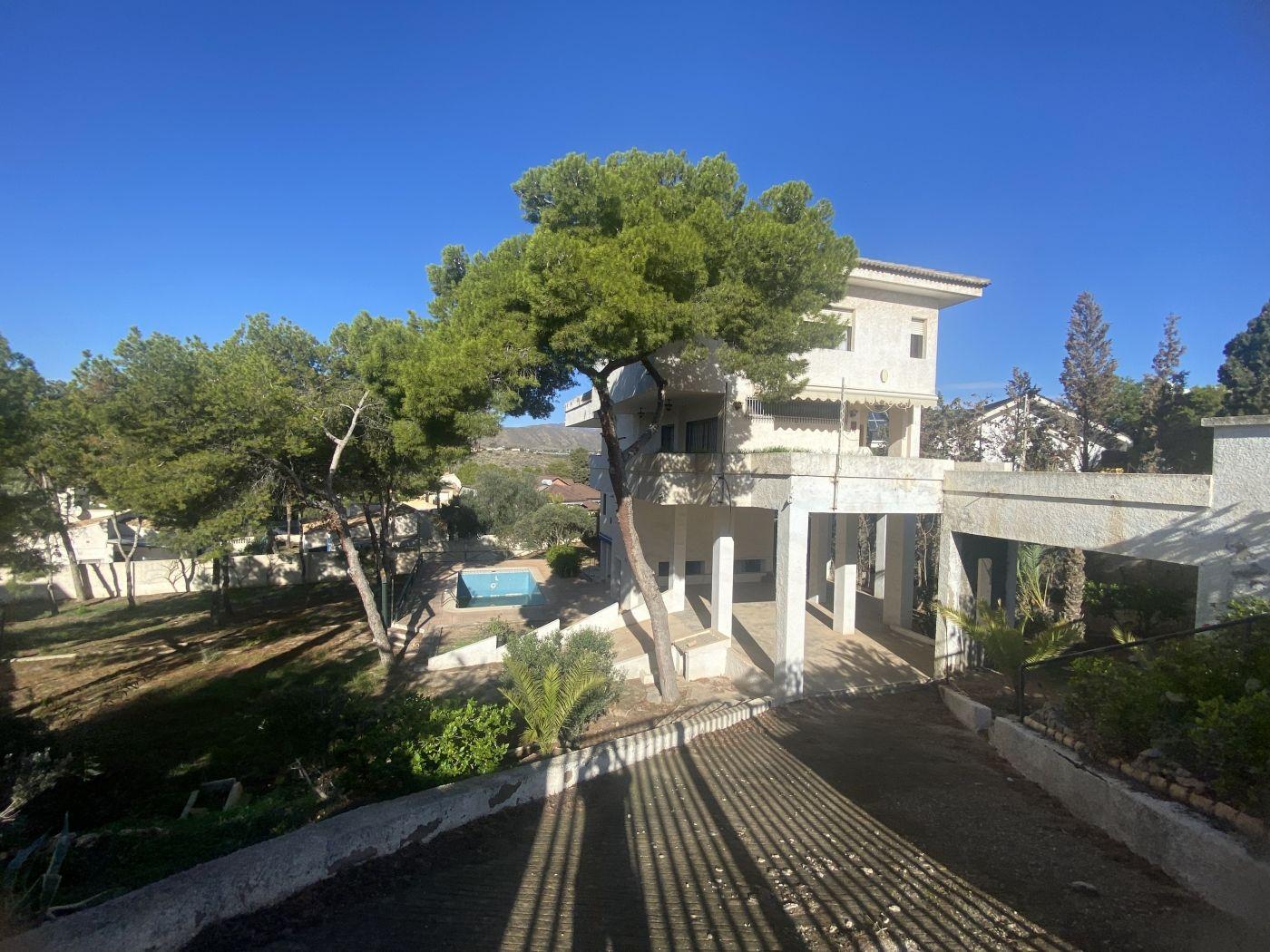 Villa for Sale in Cartagena