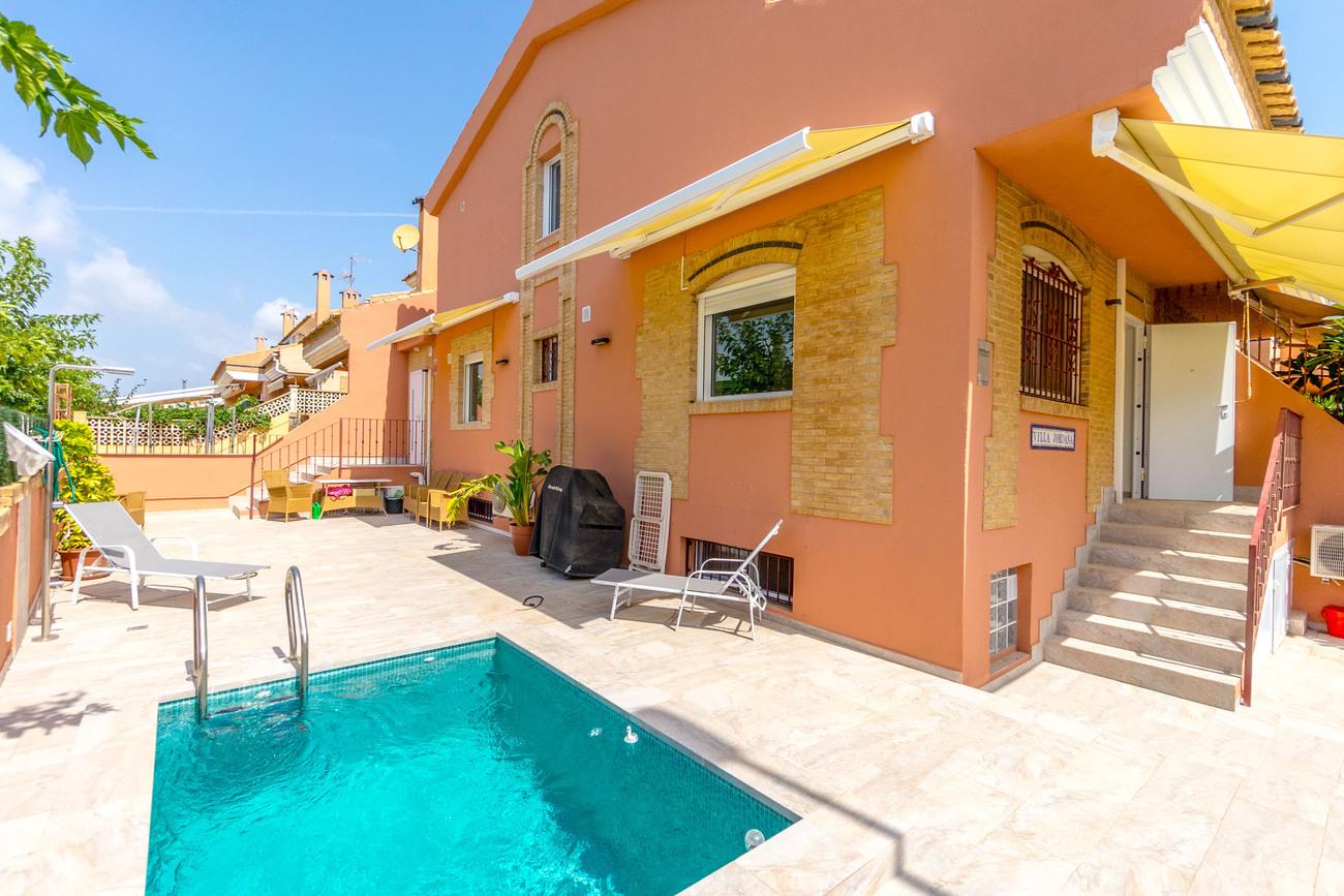 Villa en Venta en Pilar de la Horadada