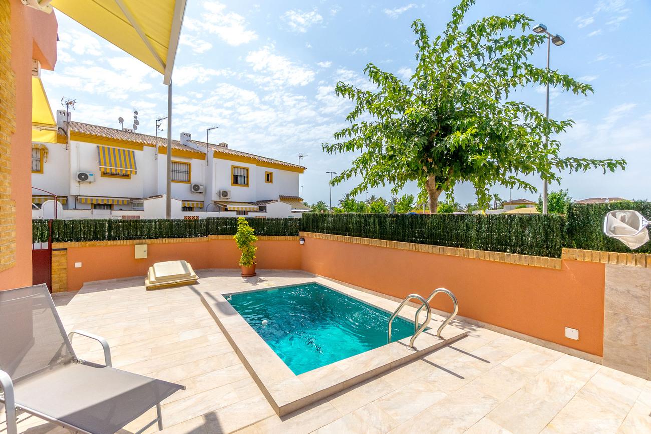 Villa en Venta en Pilar de la Horadada