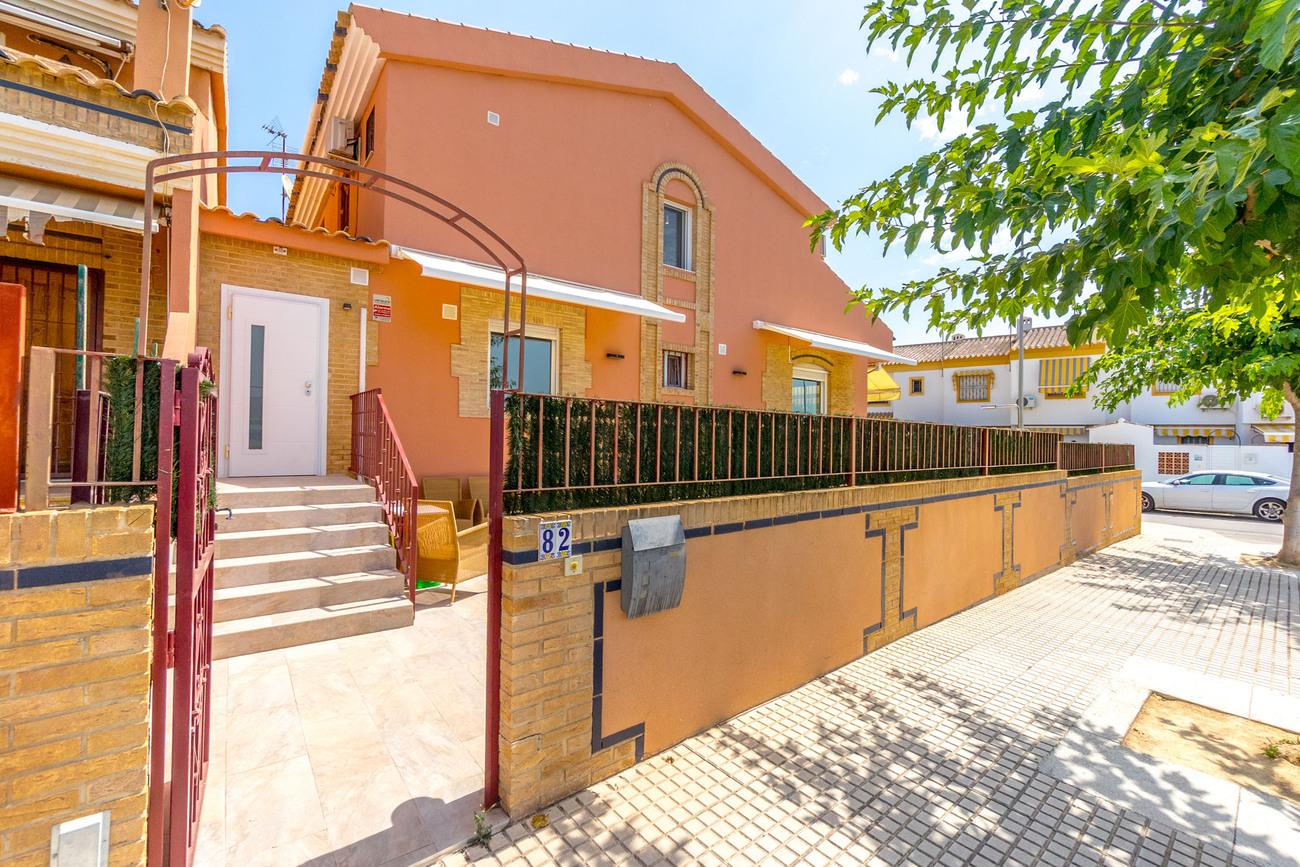 Villa en Venta en Pilar de la Horadada