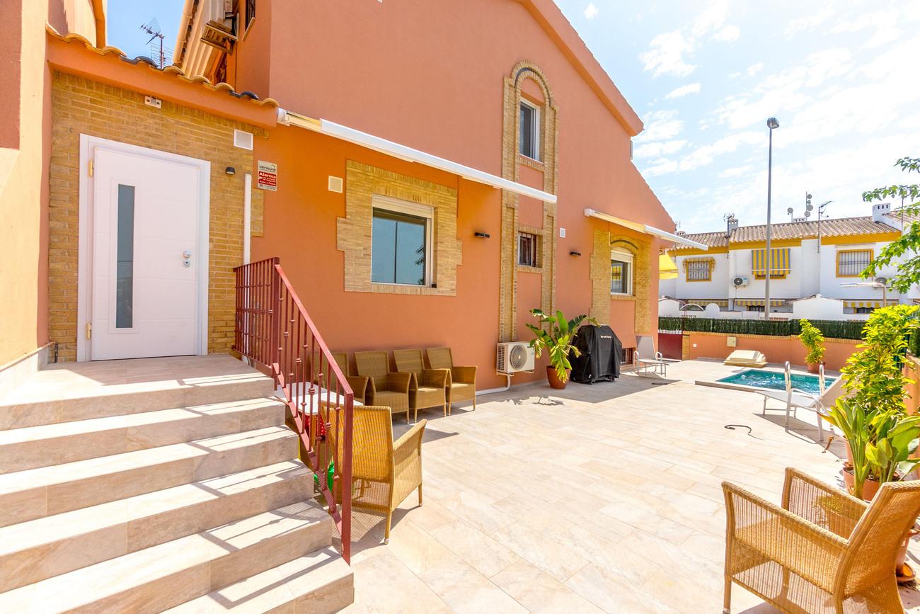 Villa en Venta en Pilar de la Horadada