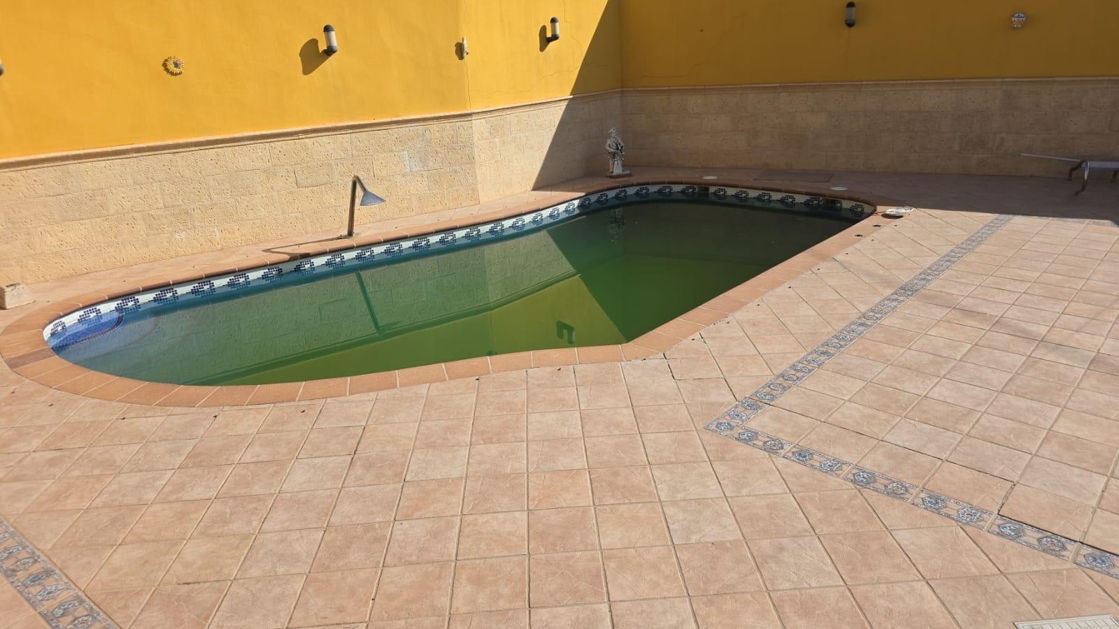Villa en Venta en Pilar de la Horadada
