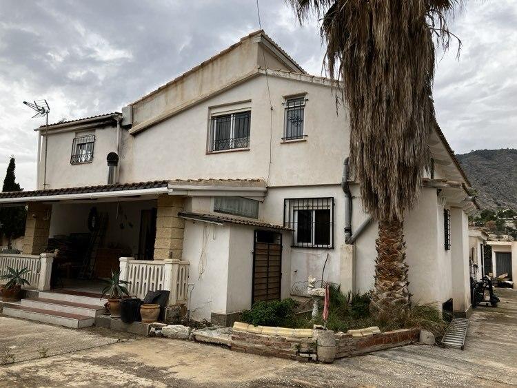 Villa for Sale in Orxeta