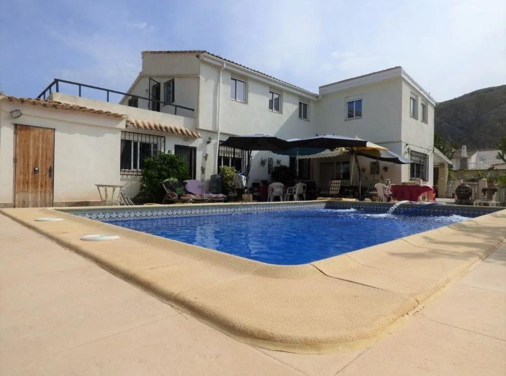 Villa for Sale in Orxeta