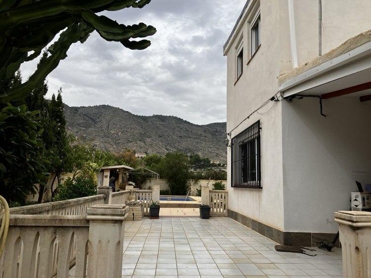 Villa for Sale in Orxeta