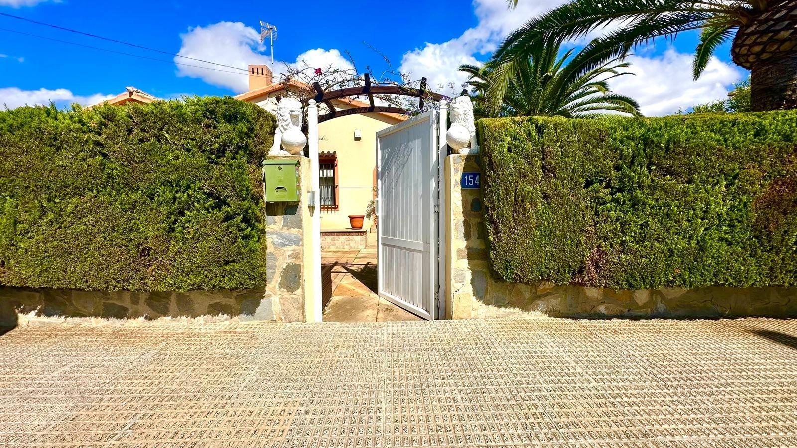 Villa for Sale in Orihuela