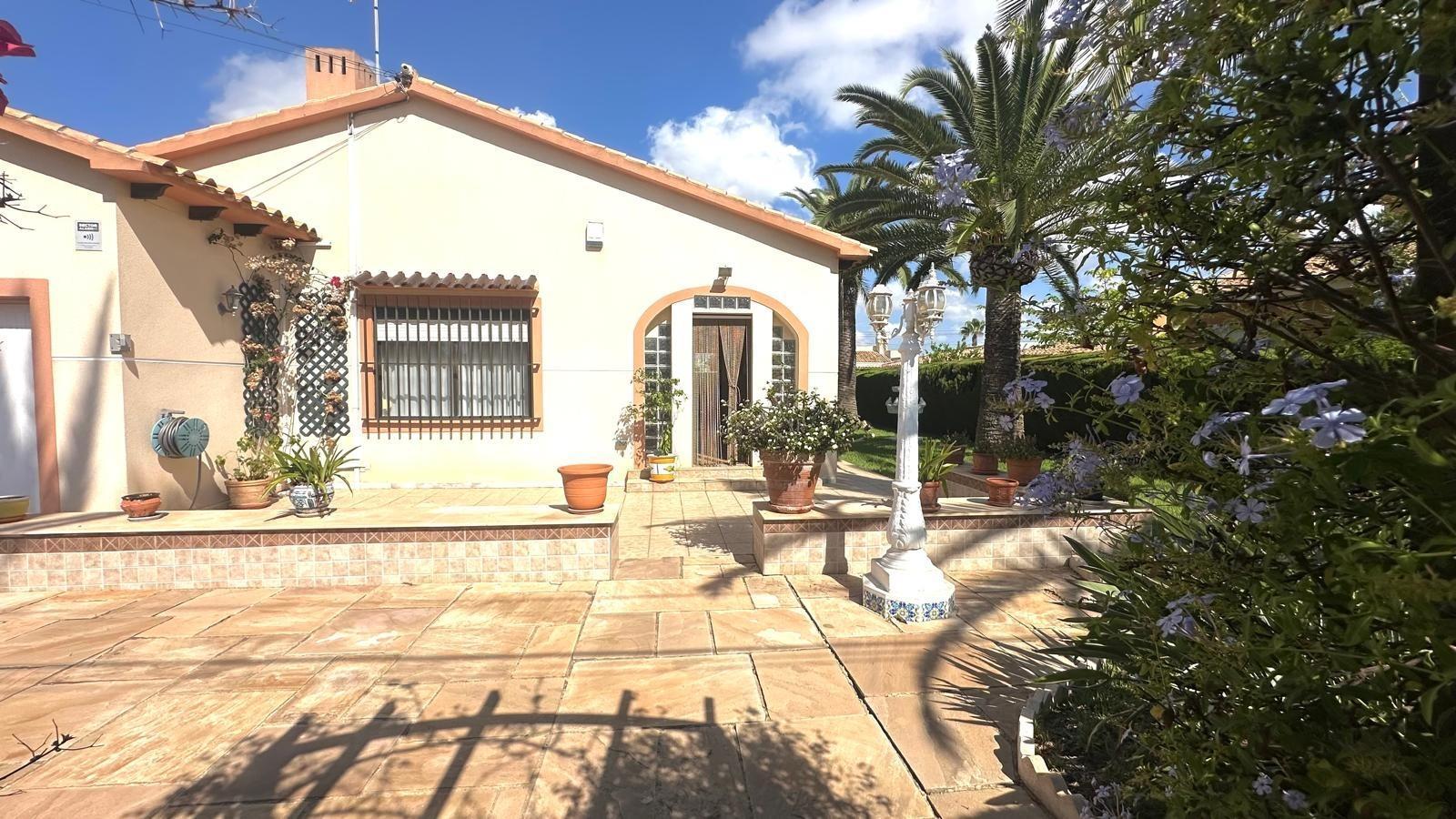 Villa for Sale in Orihuela