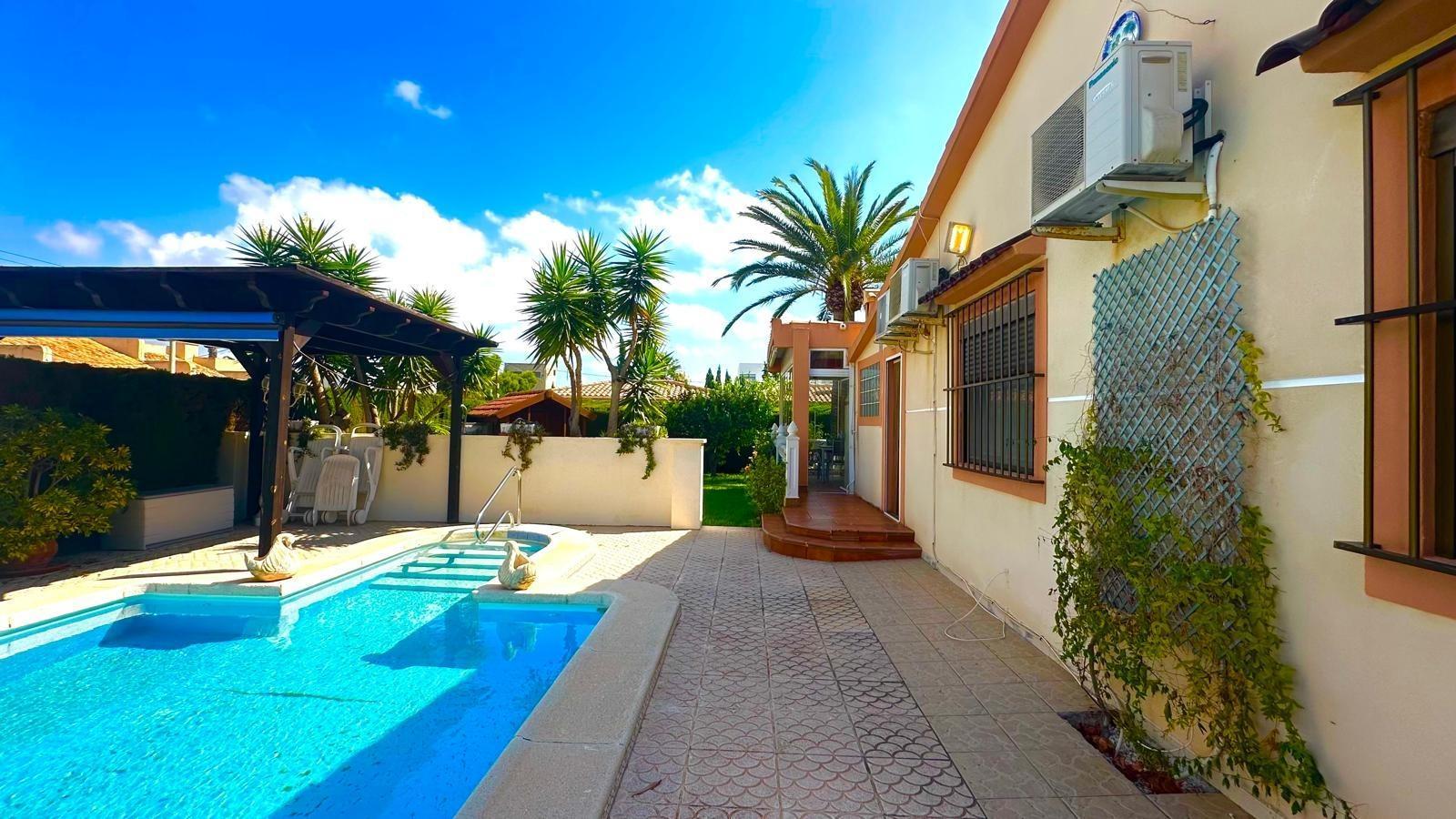 Villa for Sale in Orihuela