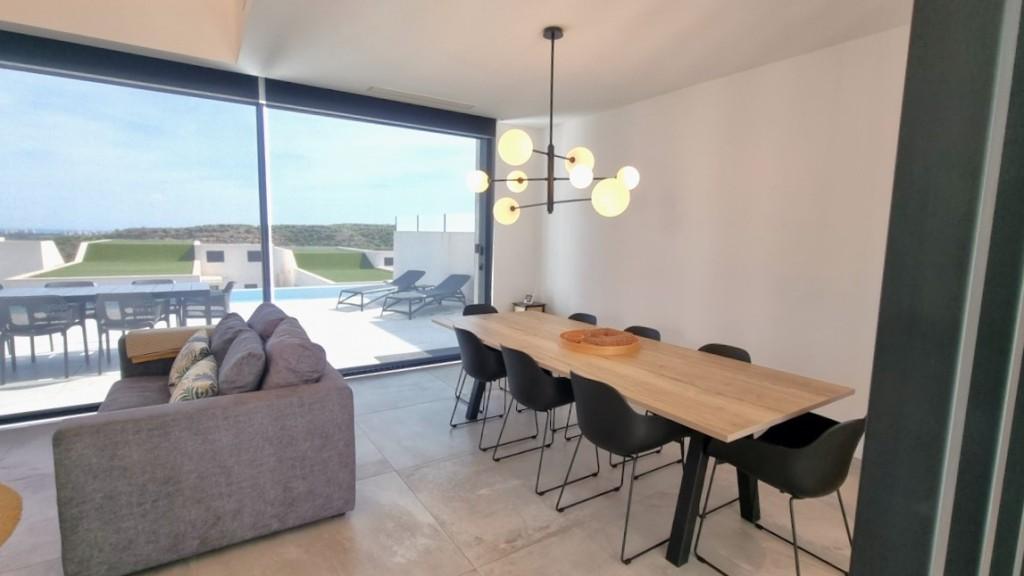 Villa en Venta en Rojales
