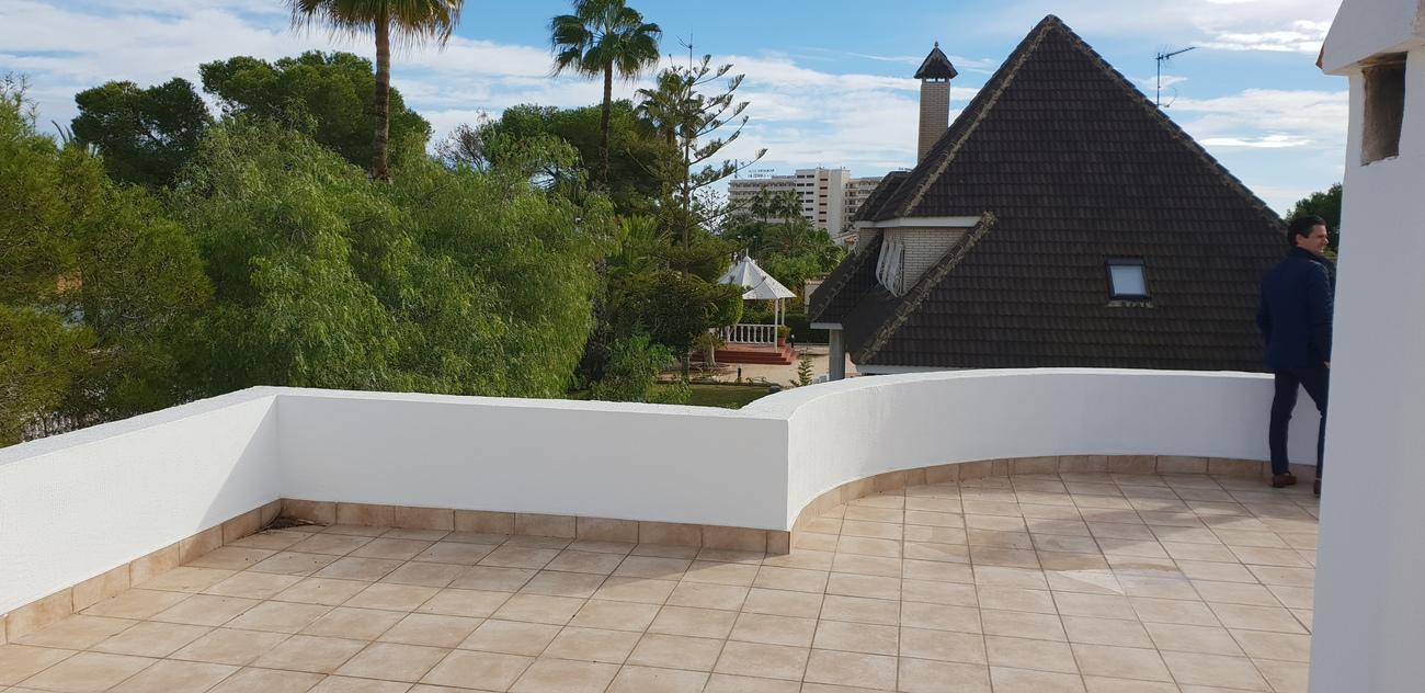 Villa en Venta en Orihuela