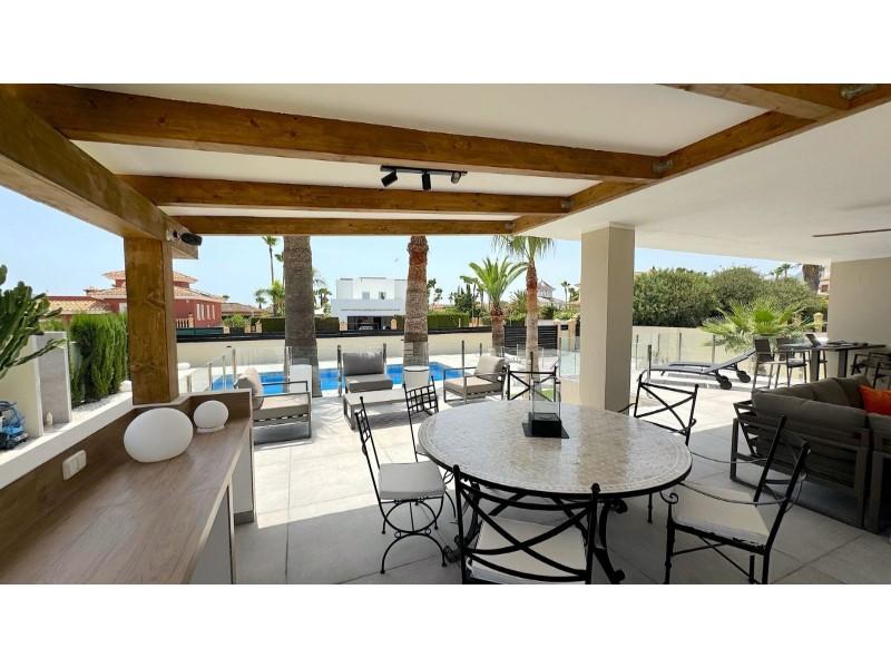 Villa en Venta en Alfaz del Pi
