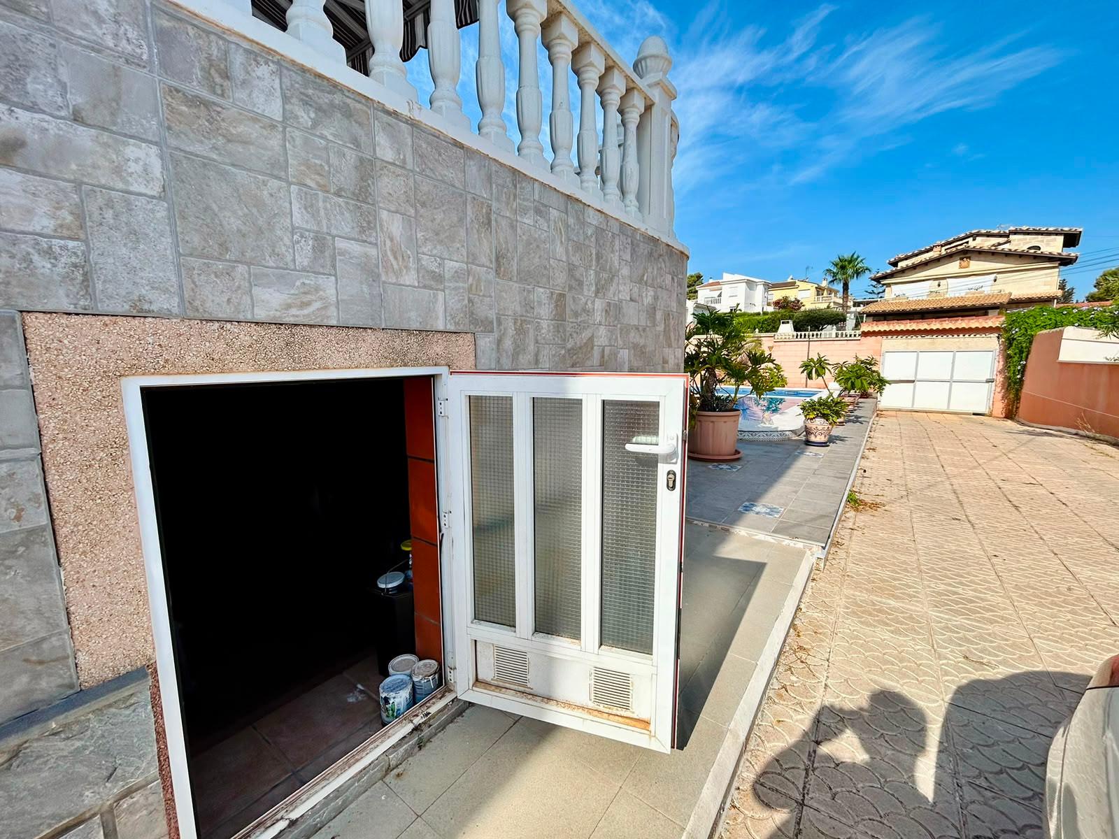 Villa for Sale in Orihuela