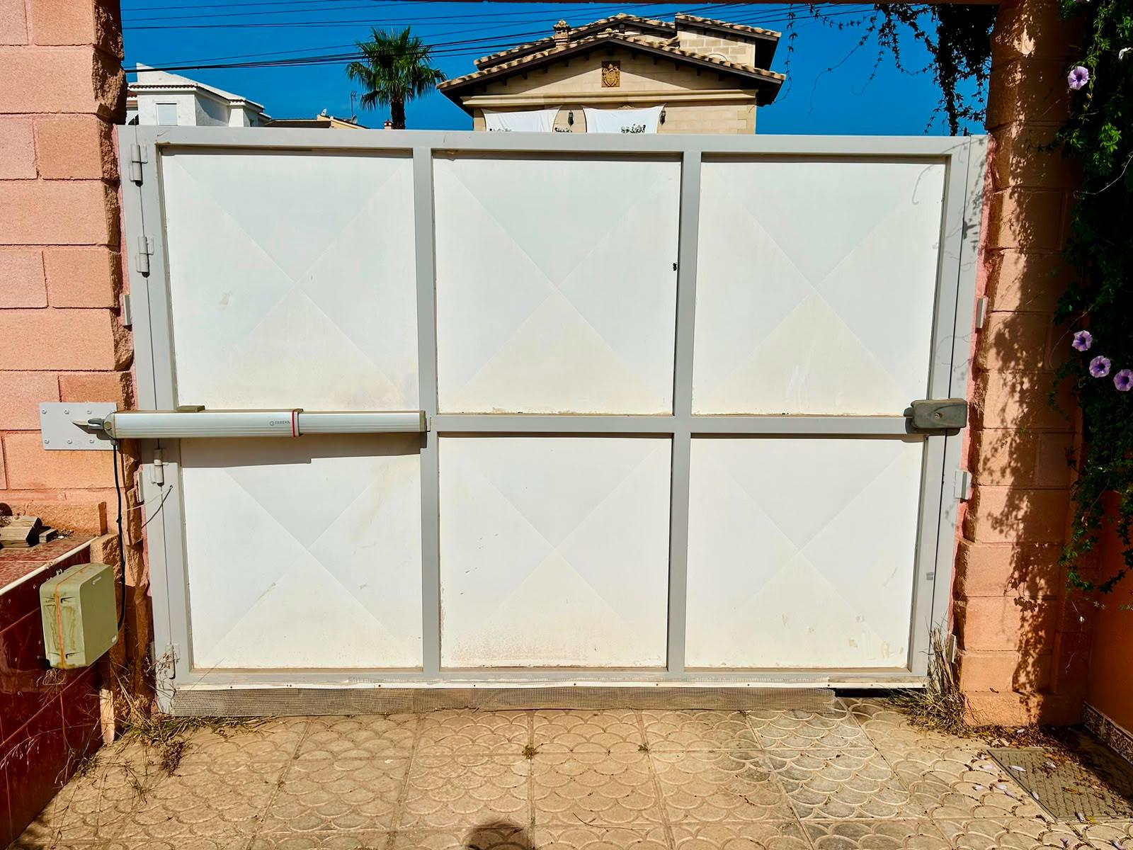 Villa for Sale in Orihuela