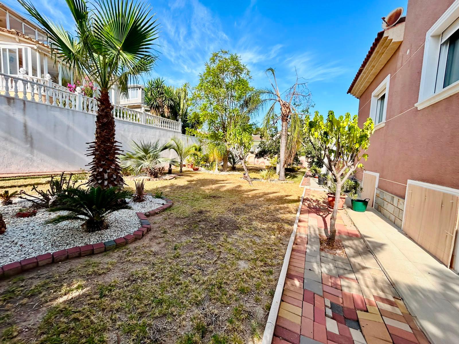 Villa for Sale in Orihuela