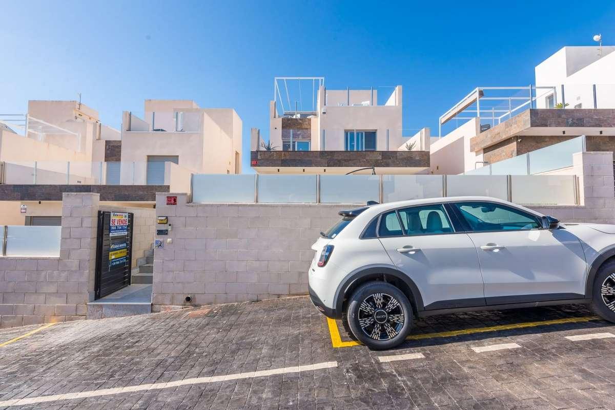 Villa en Venta en Orihuela