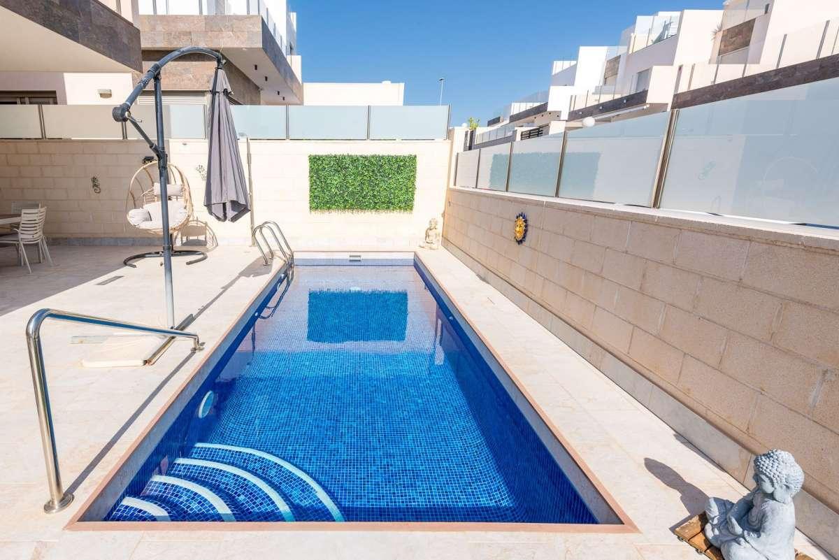 Villa en Venta en Orihuela