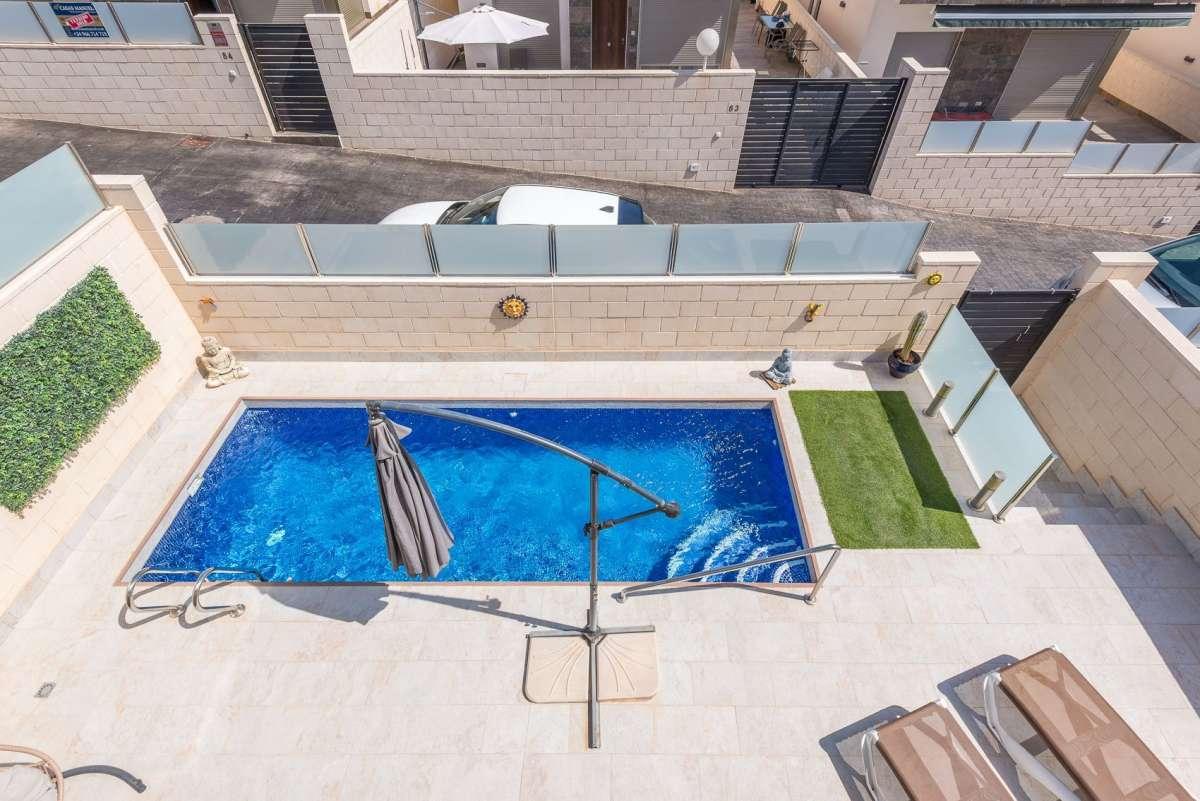 Villa en Venta en Orihuela