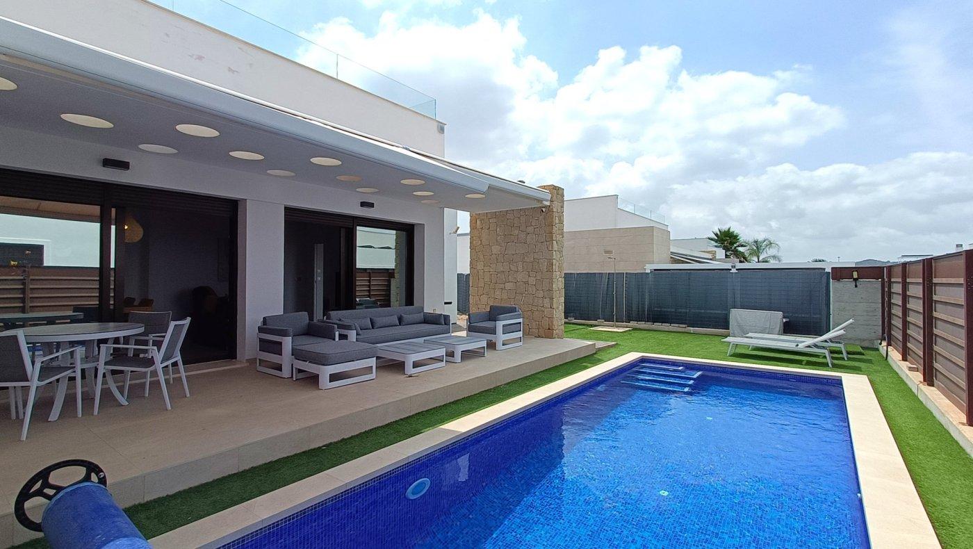 Villa en Venta en Orihuela