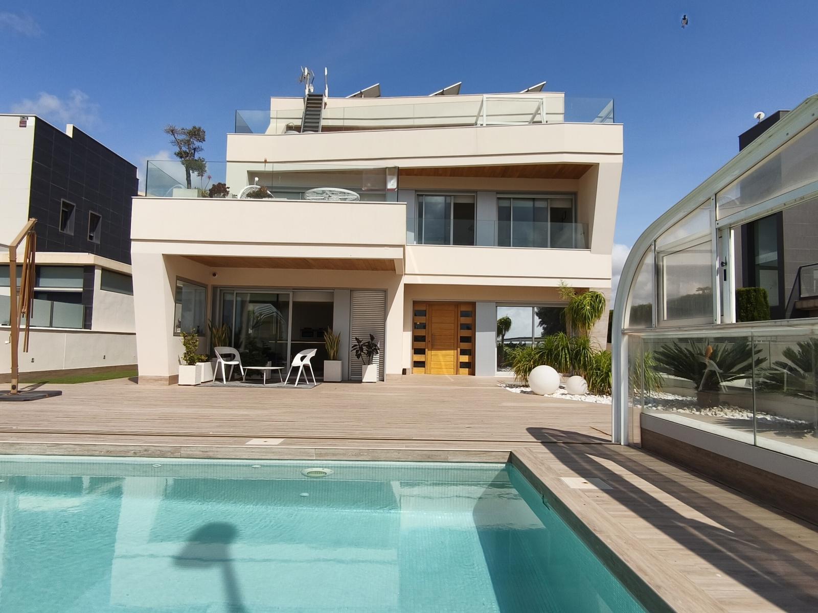 Villa en Venta en Orihuela