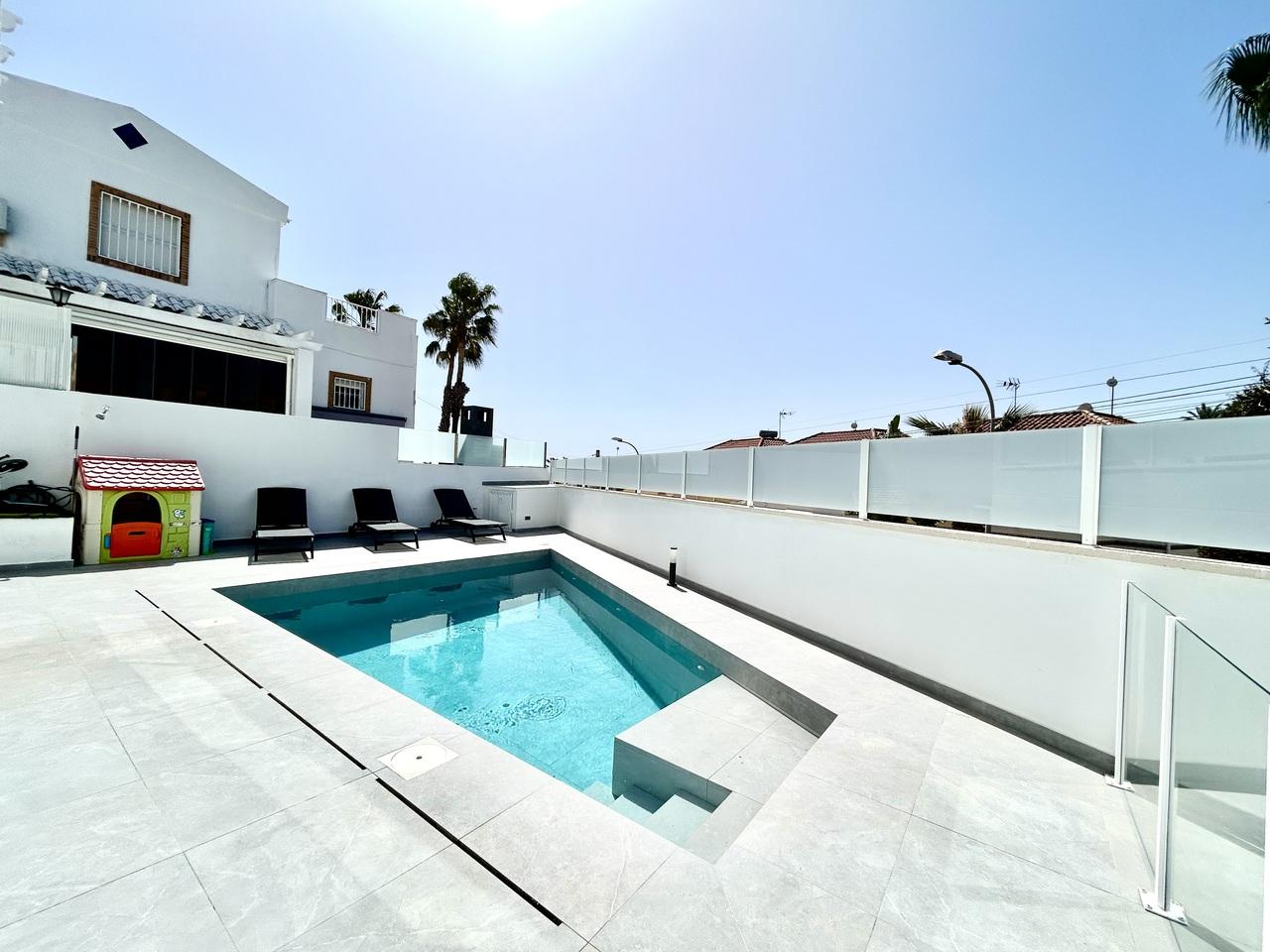 Villa en Venta en Orihuela