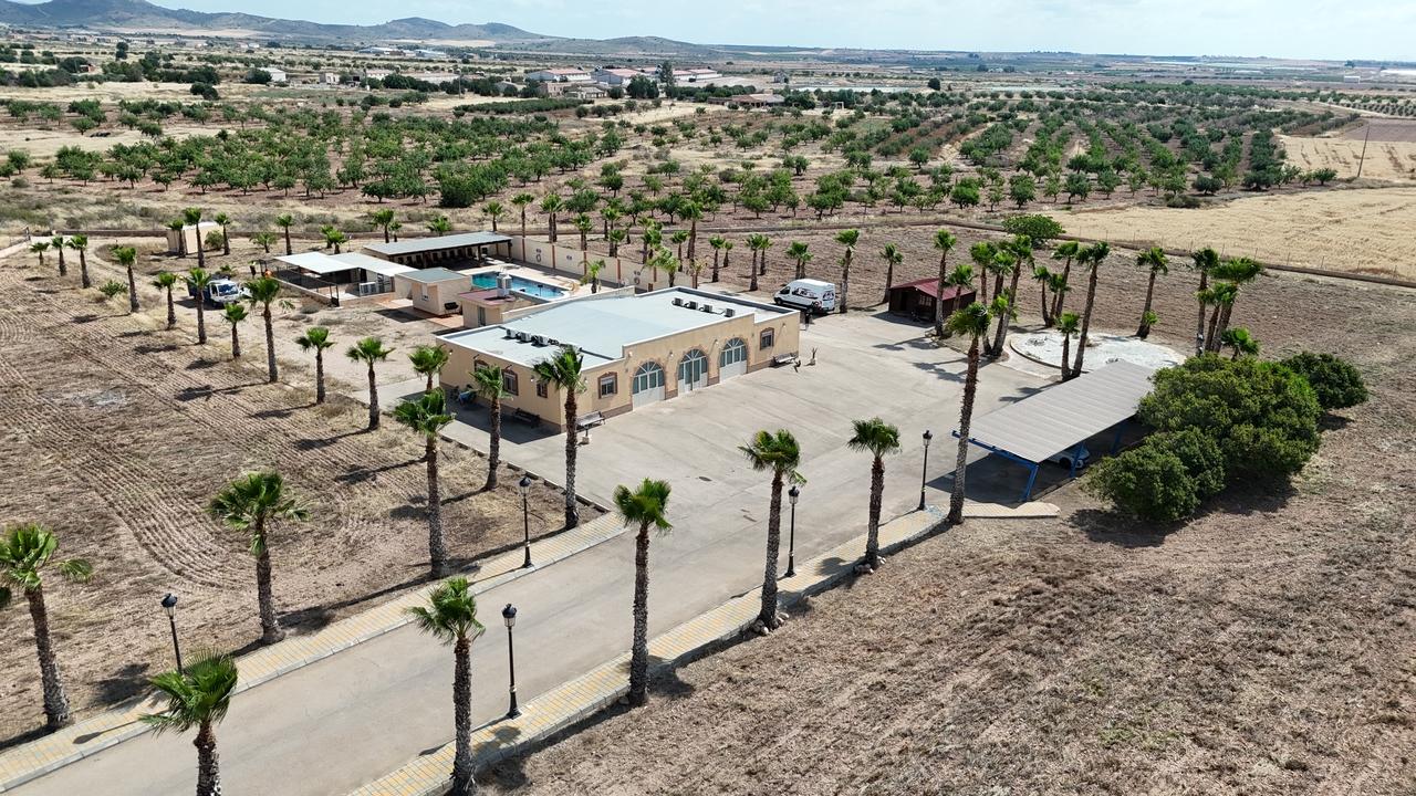 Villa for Sale in Fuente Álamo de Murcia
