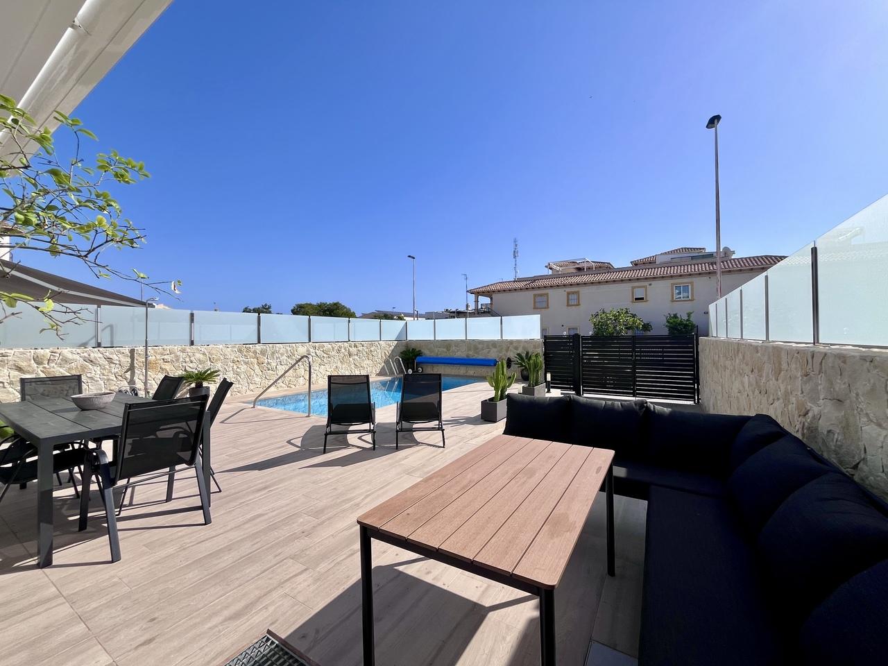 Villa en Venta en Orihuela