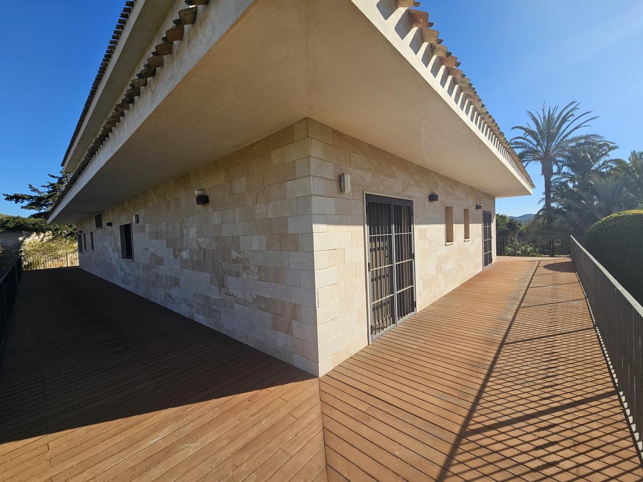 Villa for Sale in Cartagena