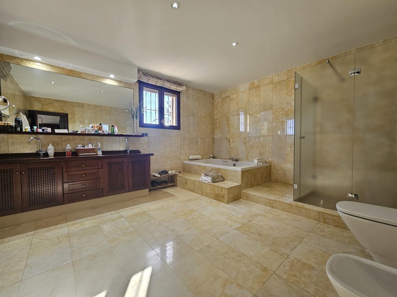 Villa for Sale in Cartagena