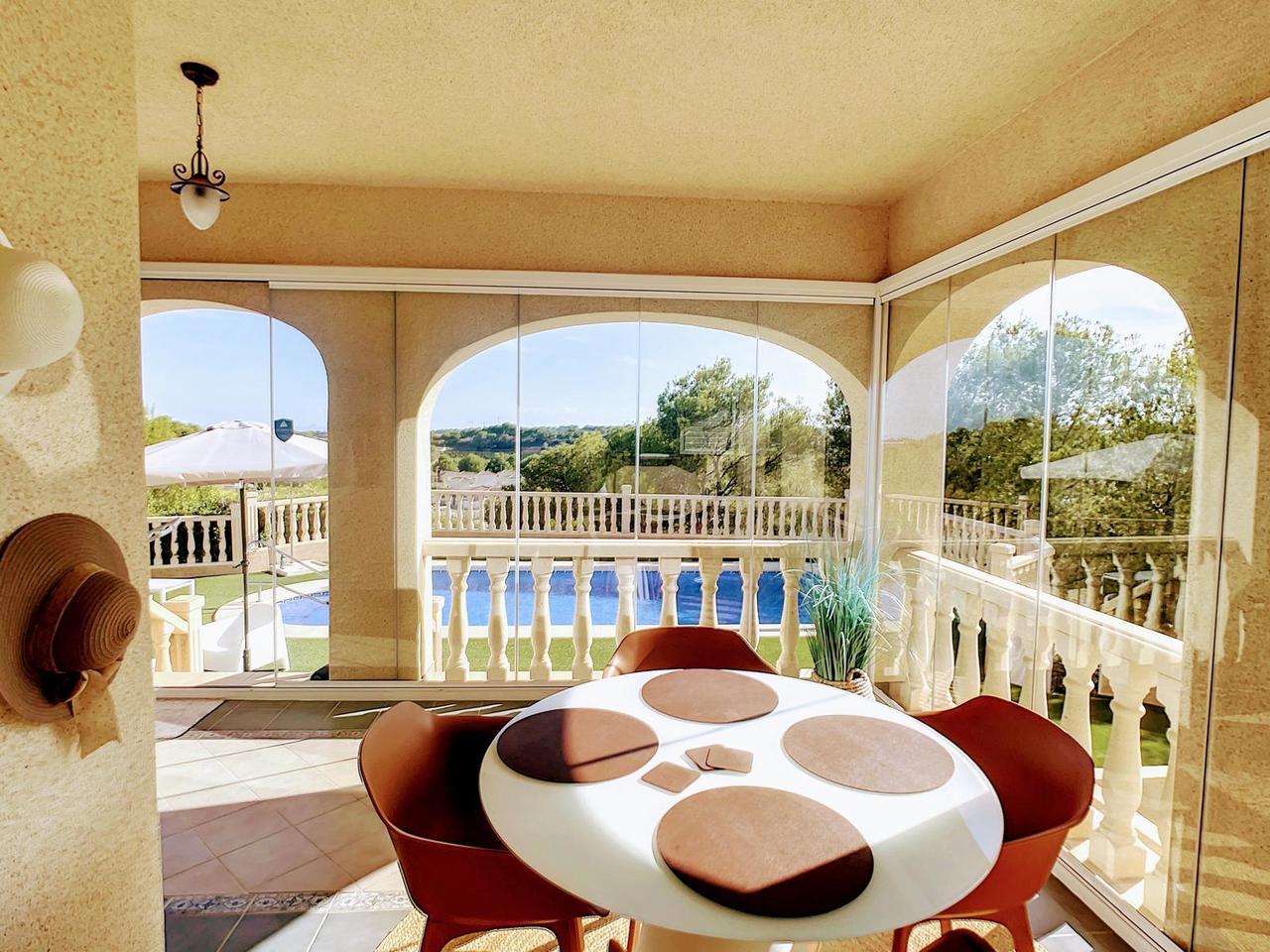 Villa en Venta en Pilar de la Horadada