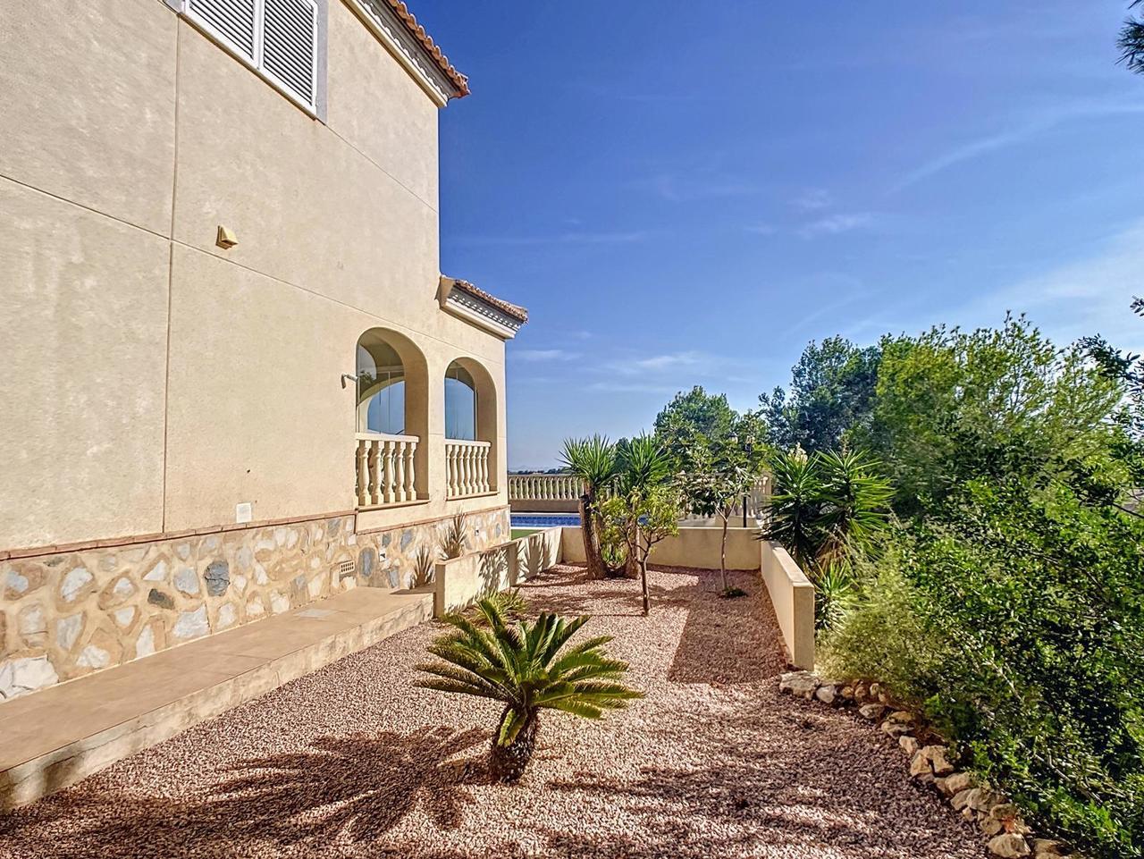 Villa en Venta en Pilar de la Horadada