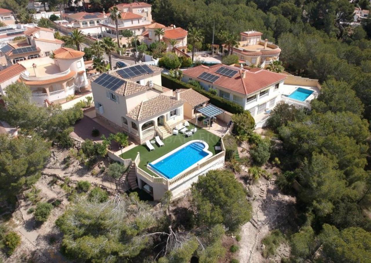 Villa en Venta en Pilar de la Horadada