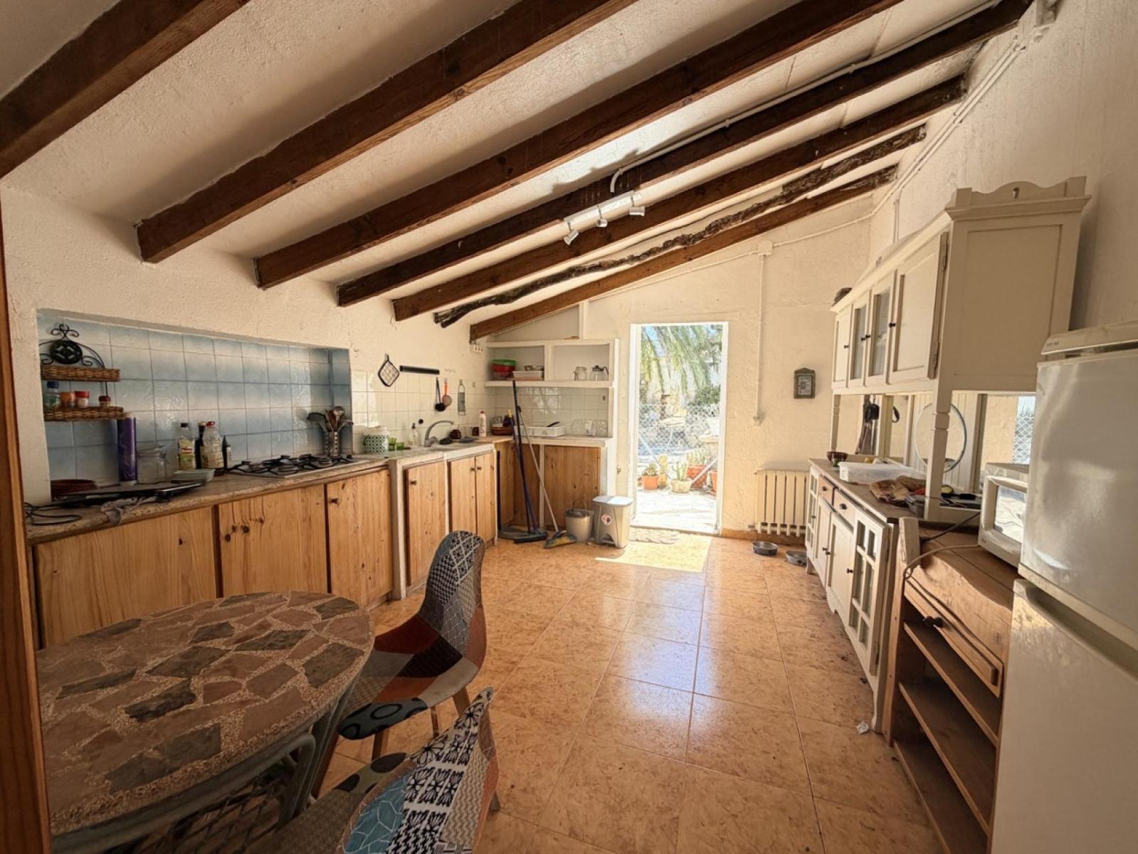 Building for Sale in Orihuela