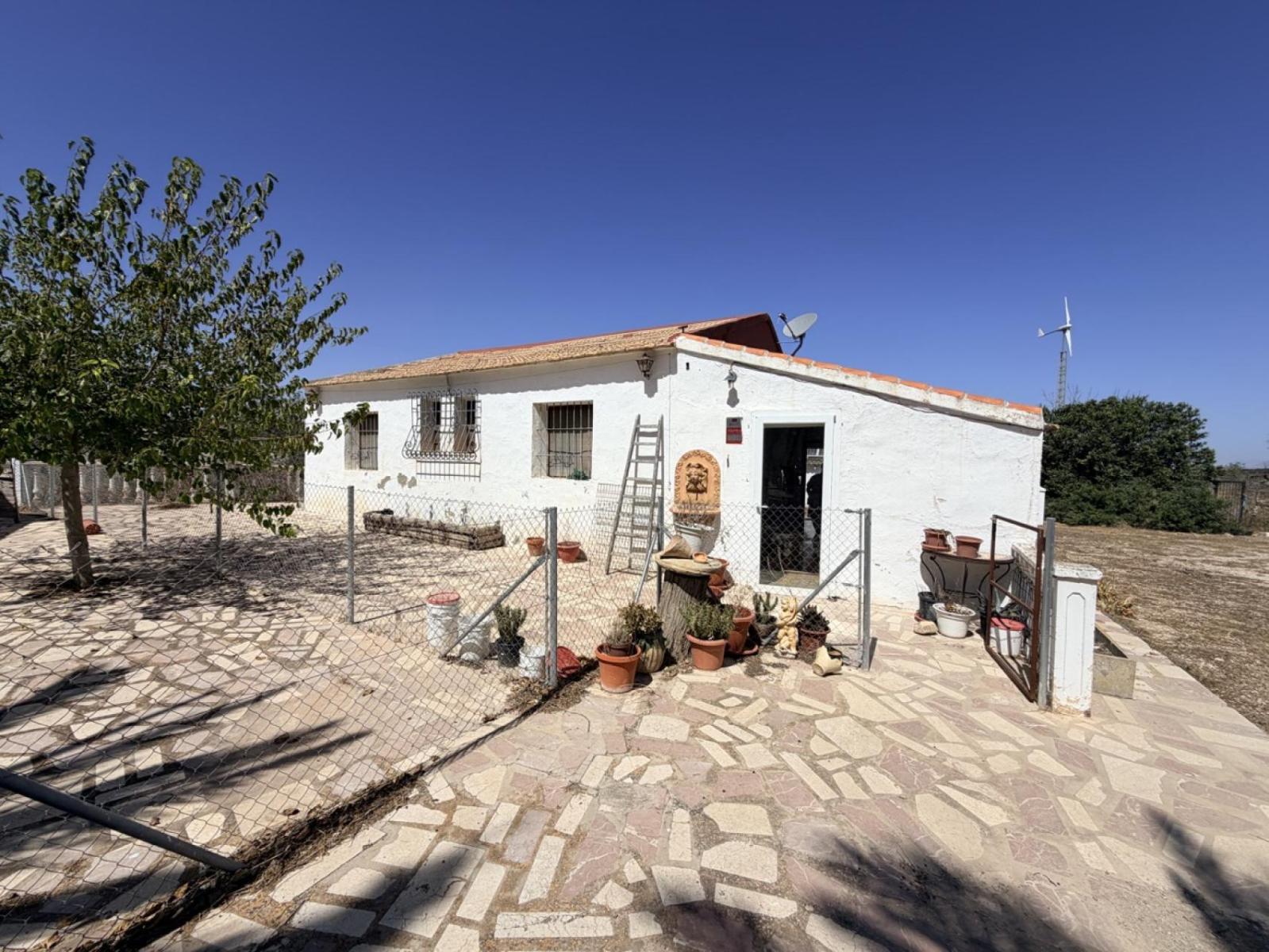Building for Sale in Orihuela