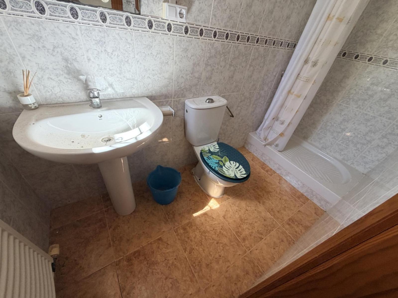 Building for Sale in Orihuela