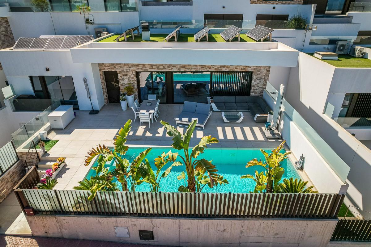Villa en Venta en Rojales