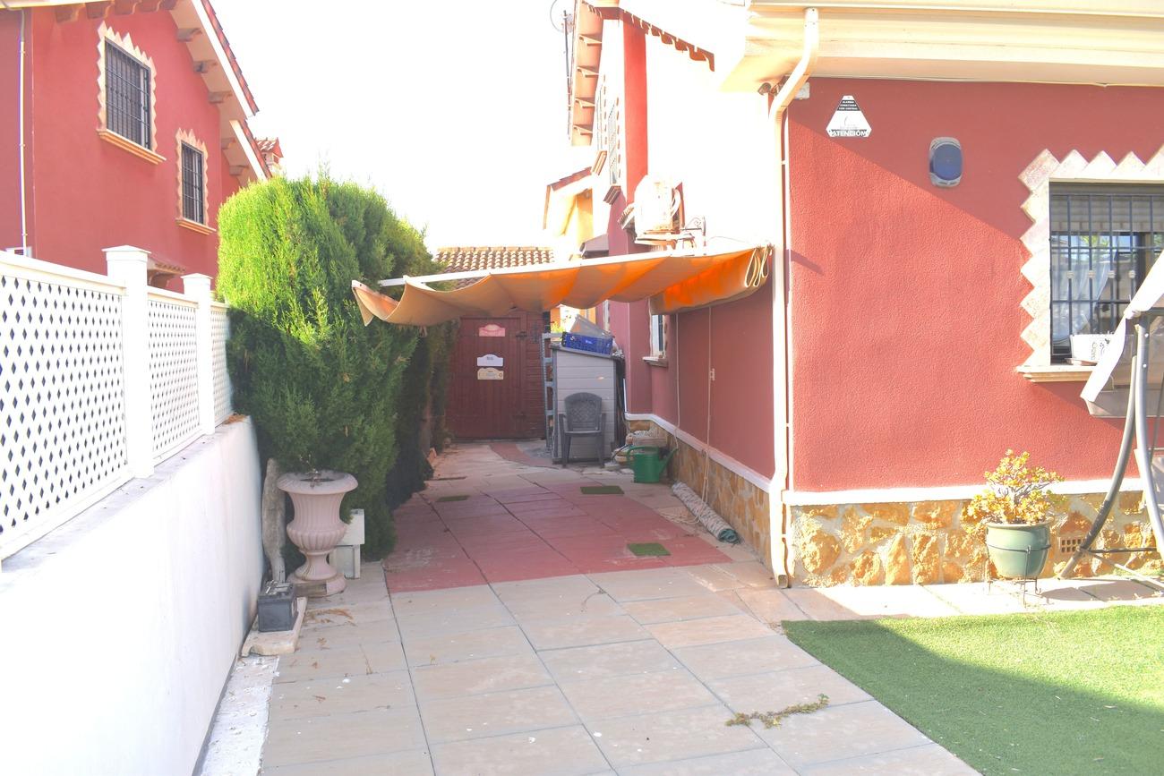 Villa en Venta en Guardamar del Segura