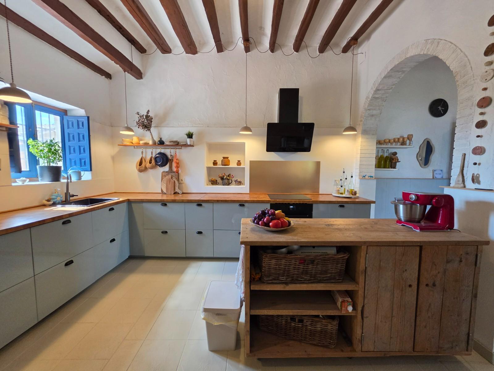 Building for Sale in Elche