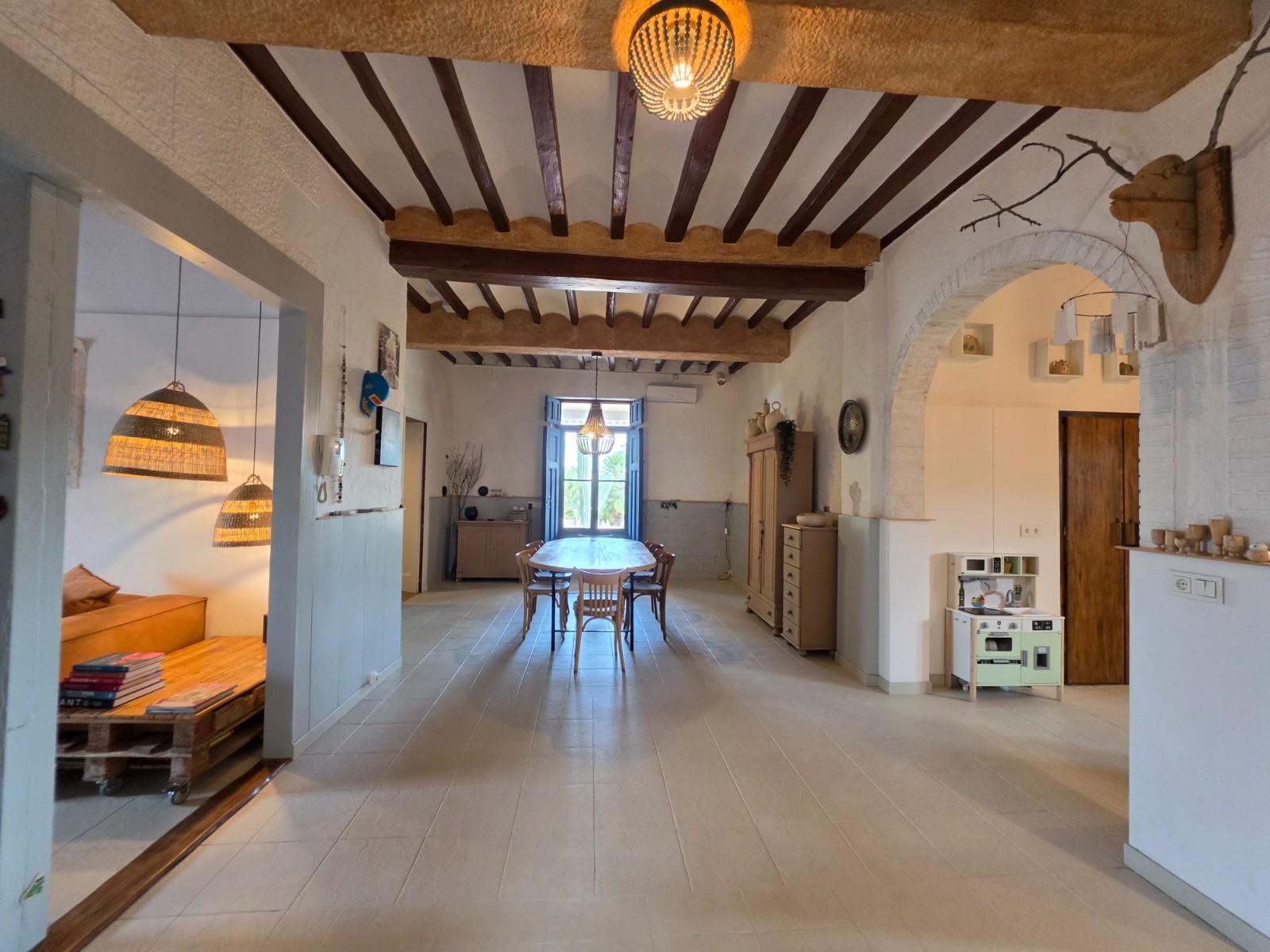 Building for Sale in Elche