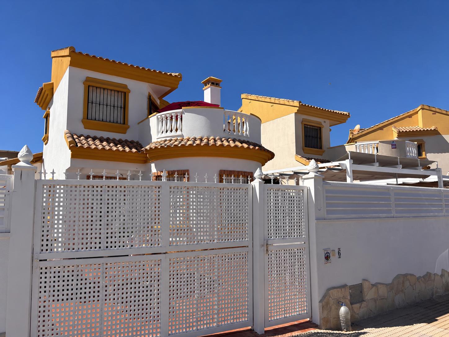 Villa en Venta en Guardamar del Segura