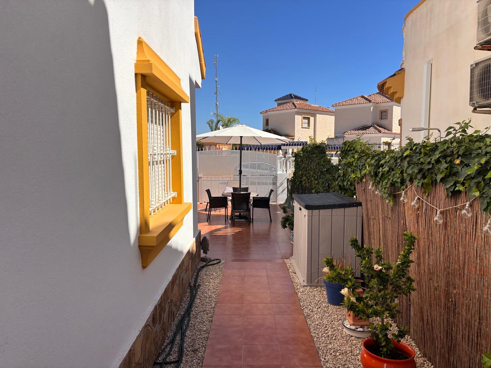 Villa en Venta en Guardamar del Segura