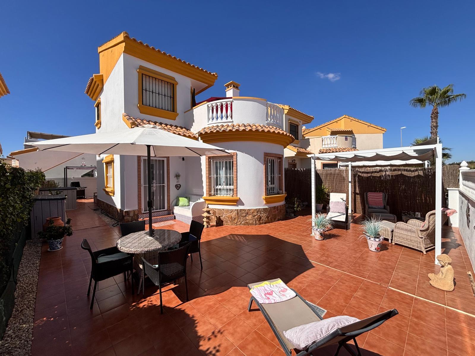 Villa en Venta en Guardamar del Segura